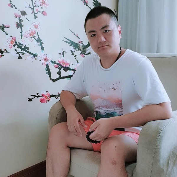 清风丶依旧的照片