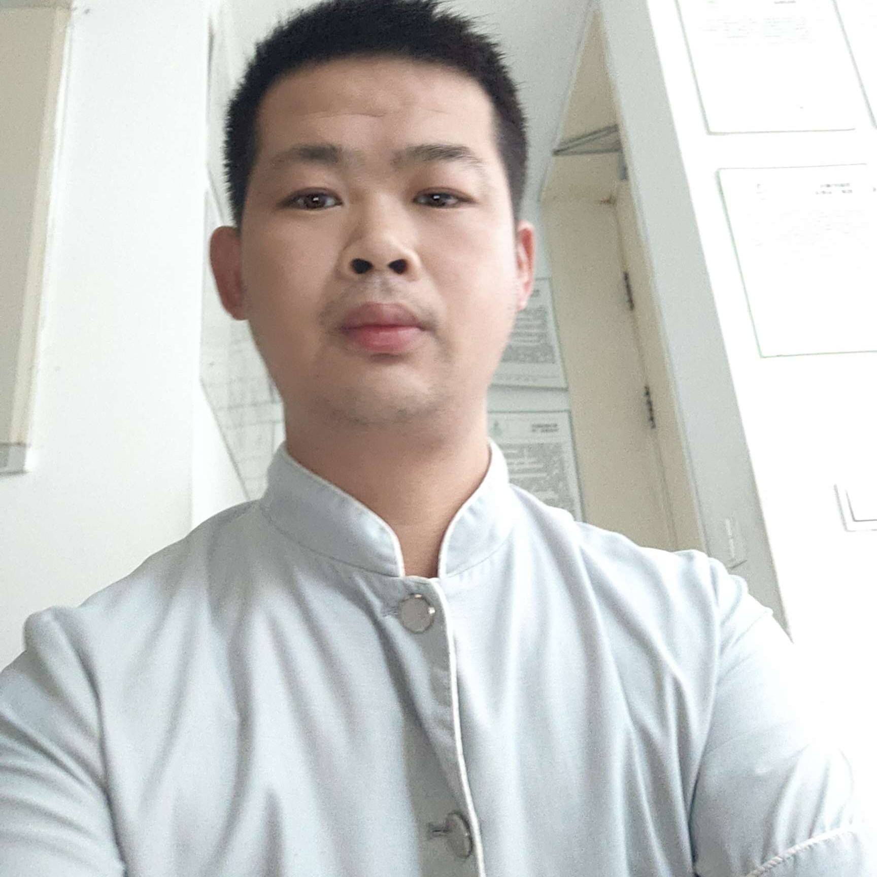 情殇吃醋花痴的照片