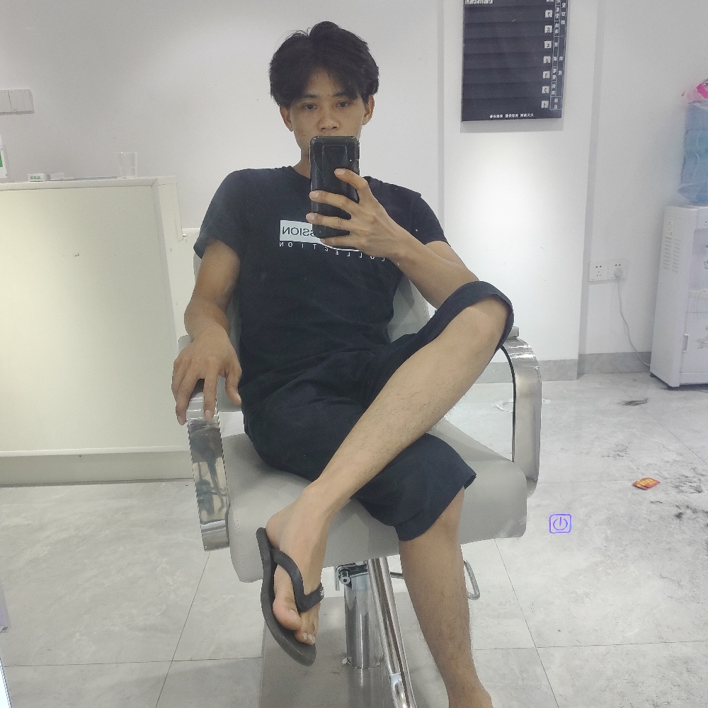 爱情闻无心的照片