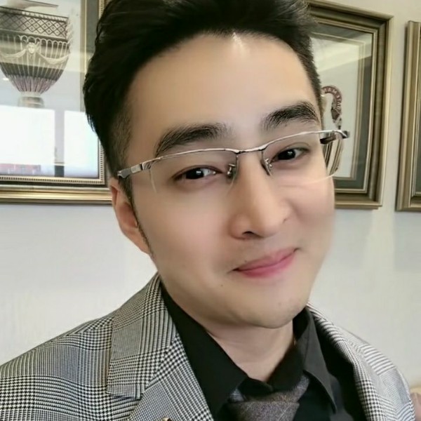 小馒头快乐的照片