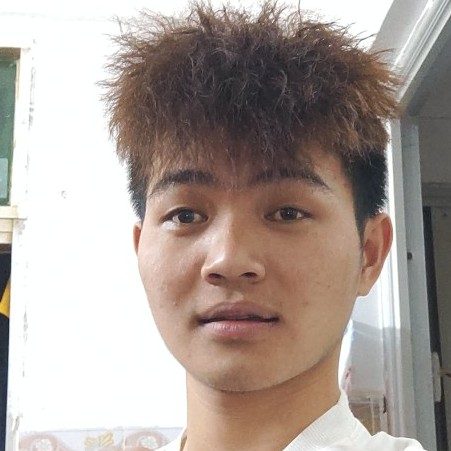 发嗲倾心鸡的照片