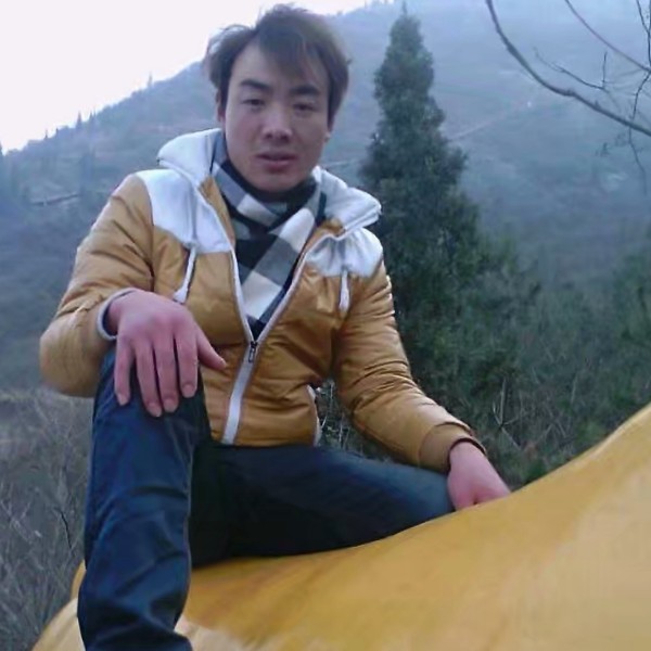 我们的给耳机的照片