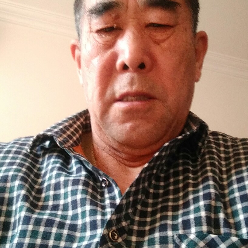 拉长情动的照片