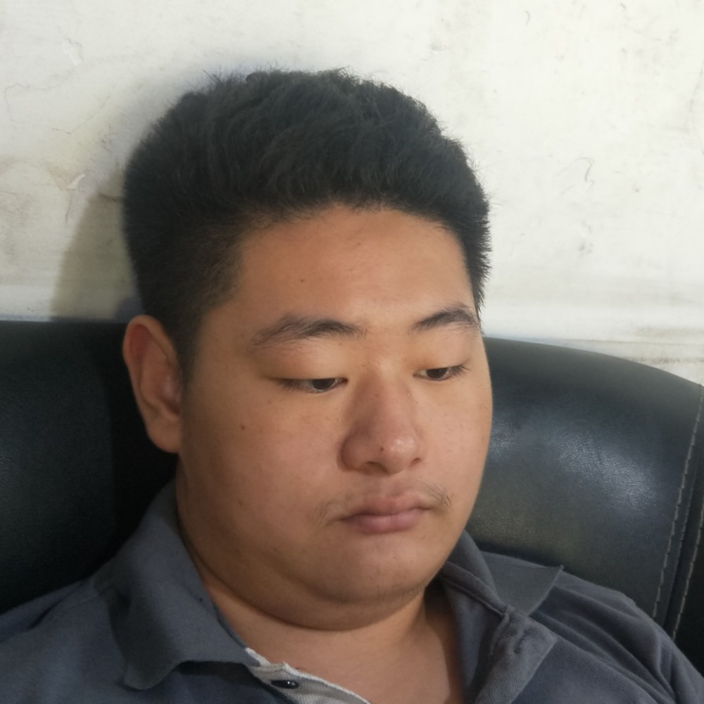 爱得卑微的照片
