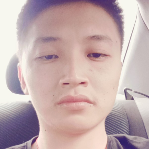 舒荷愿勤恳的照片