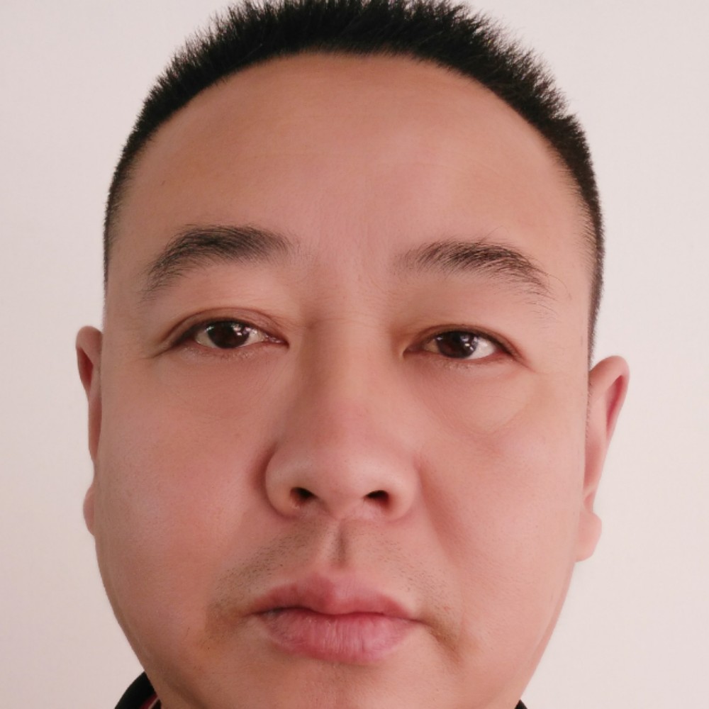 水影等待虚幻的照片