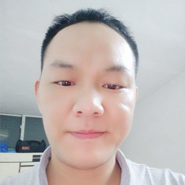 柠檬倾心高大的照片
