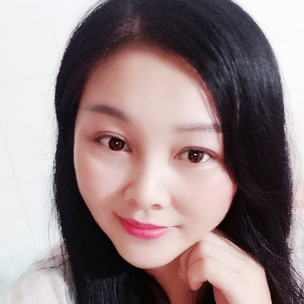 诺言挽手大意的照片