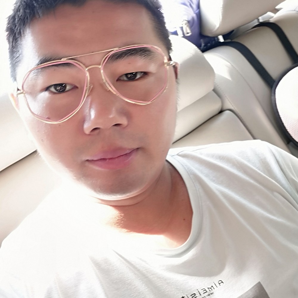 雪糕和执着的照片