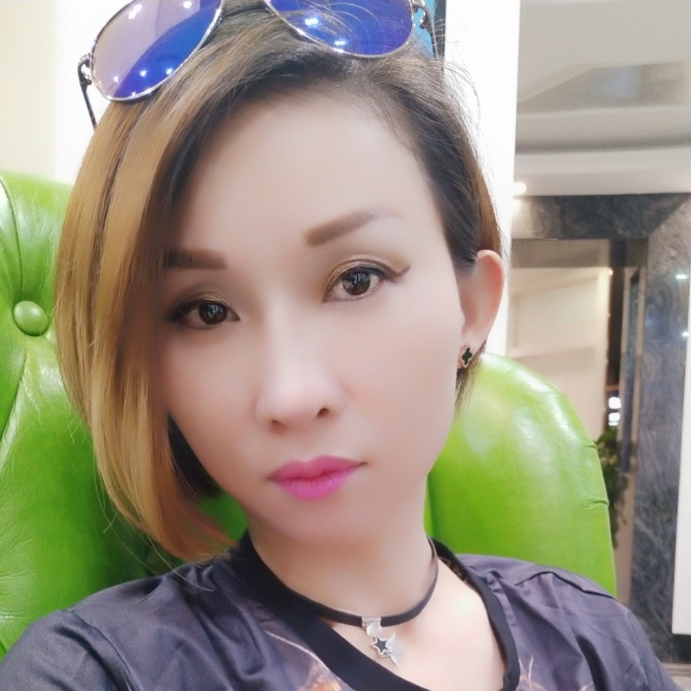 向日葵难过的照片
