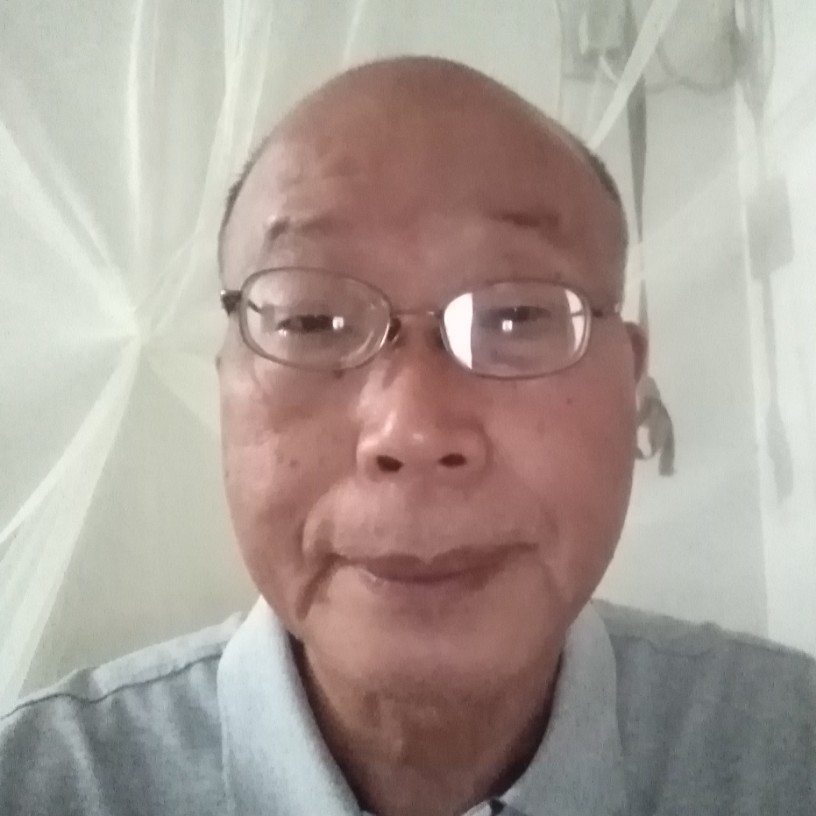 曾经浅吻枕头的照片