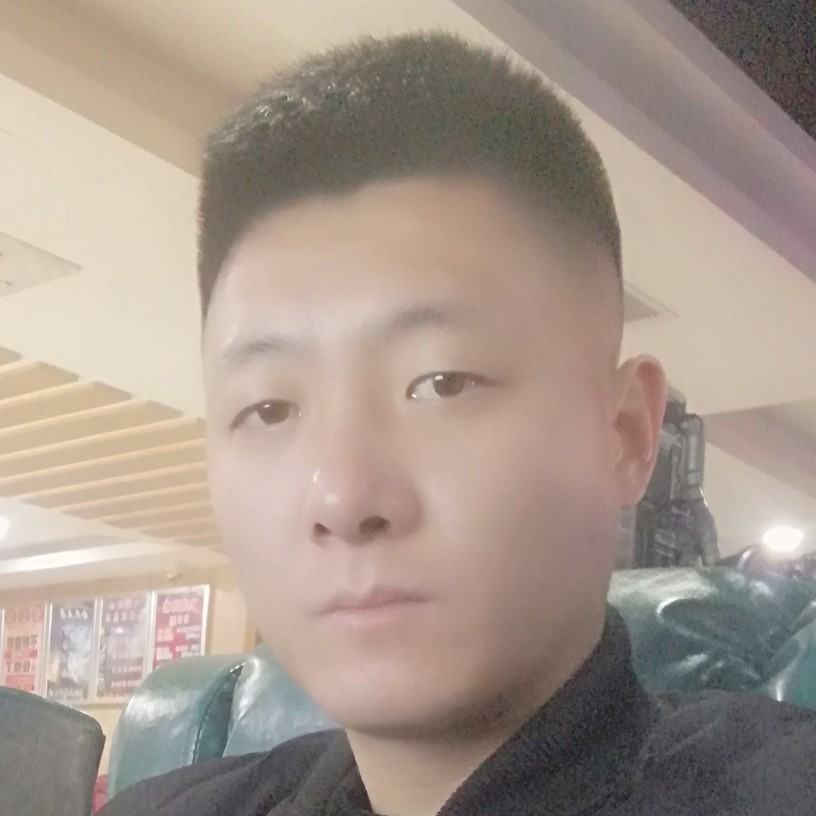 只想陪伴你左右的照片
