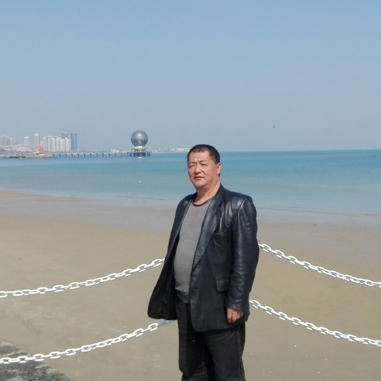 明明亮亮的照片
