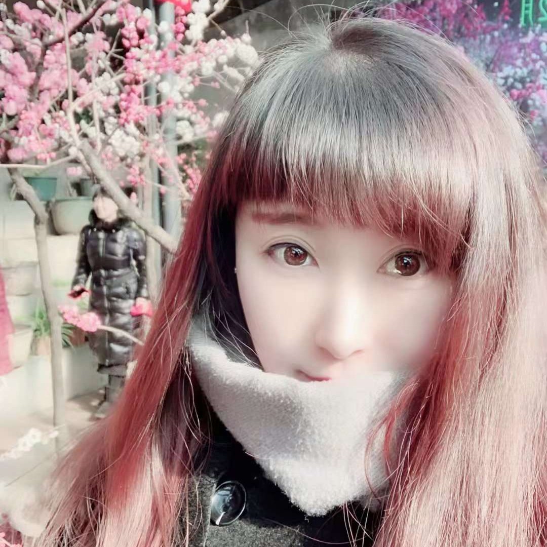 左耳的照片