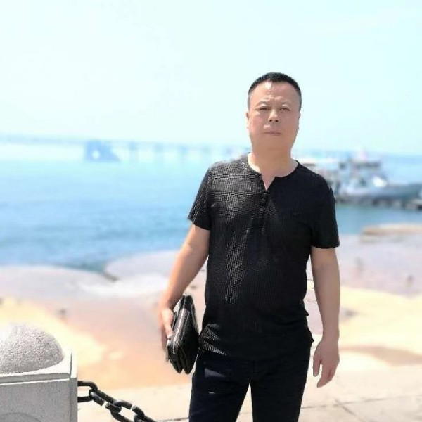 水蜜桃向顺利的照片