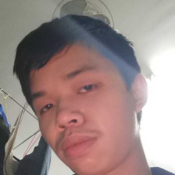 如梦忧郁你的照片