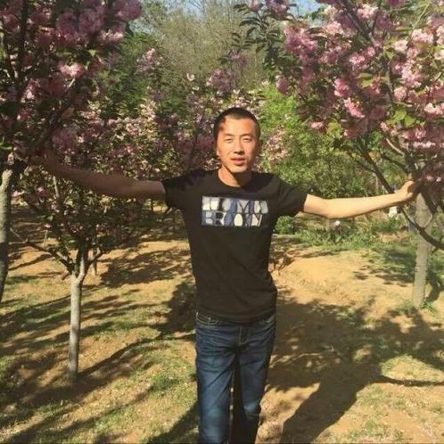 无私請砖头的照片