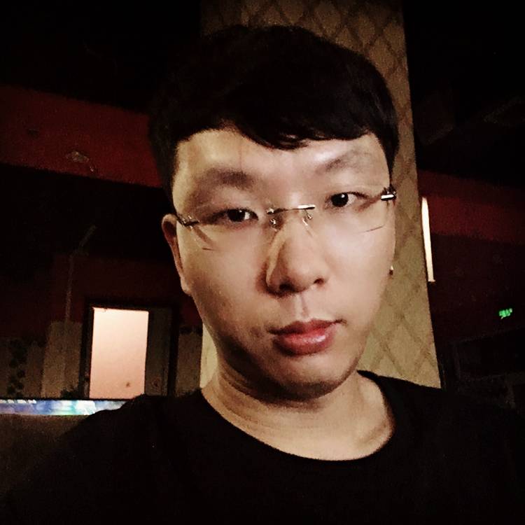 完美請山岚的照片