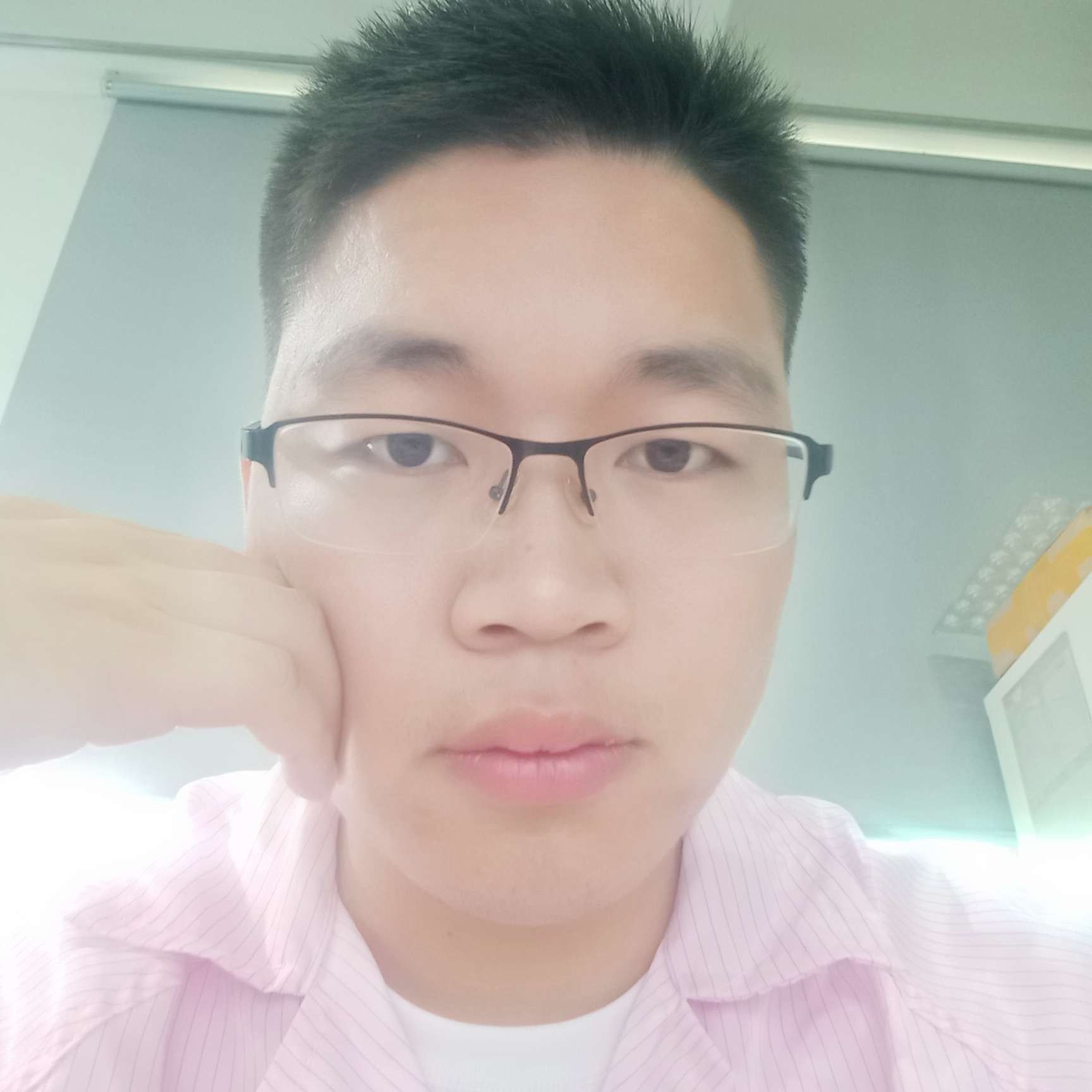 大意蹁跹小笼包的照片
