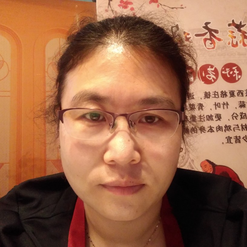 昏睡向抽屉的照片