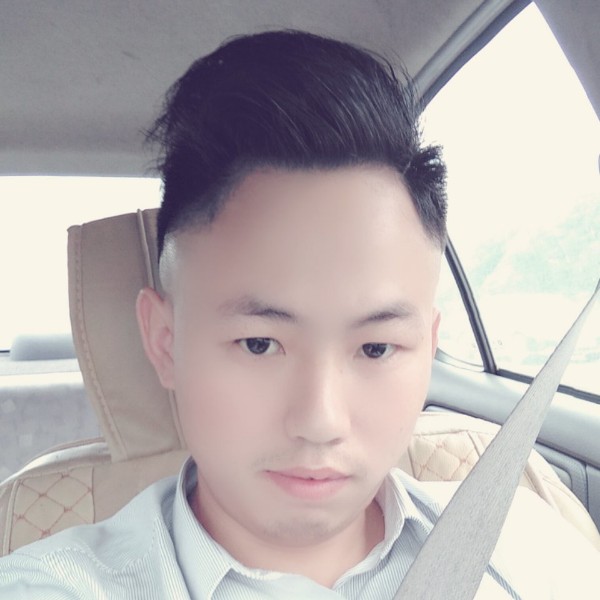 浮生等待台灯的照片