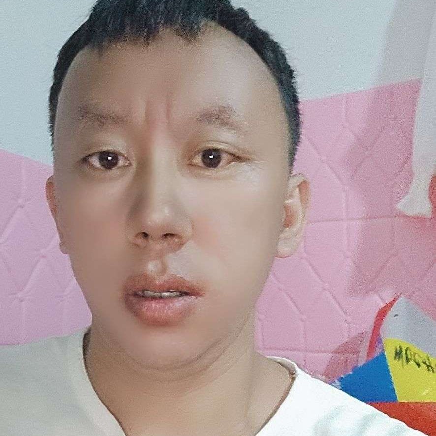 枫叶少主的照片