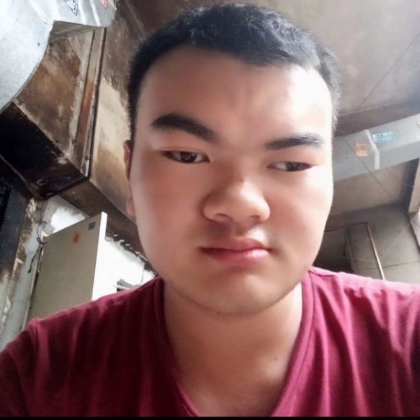 凌云飞的照片