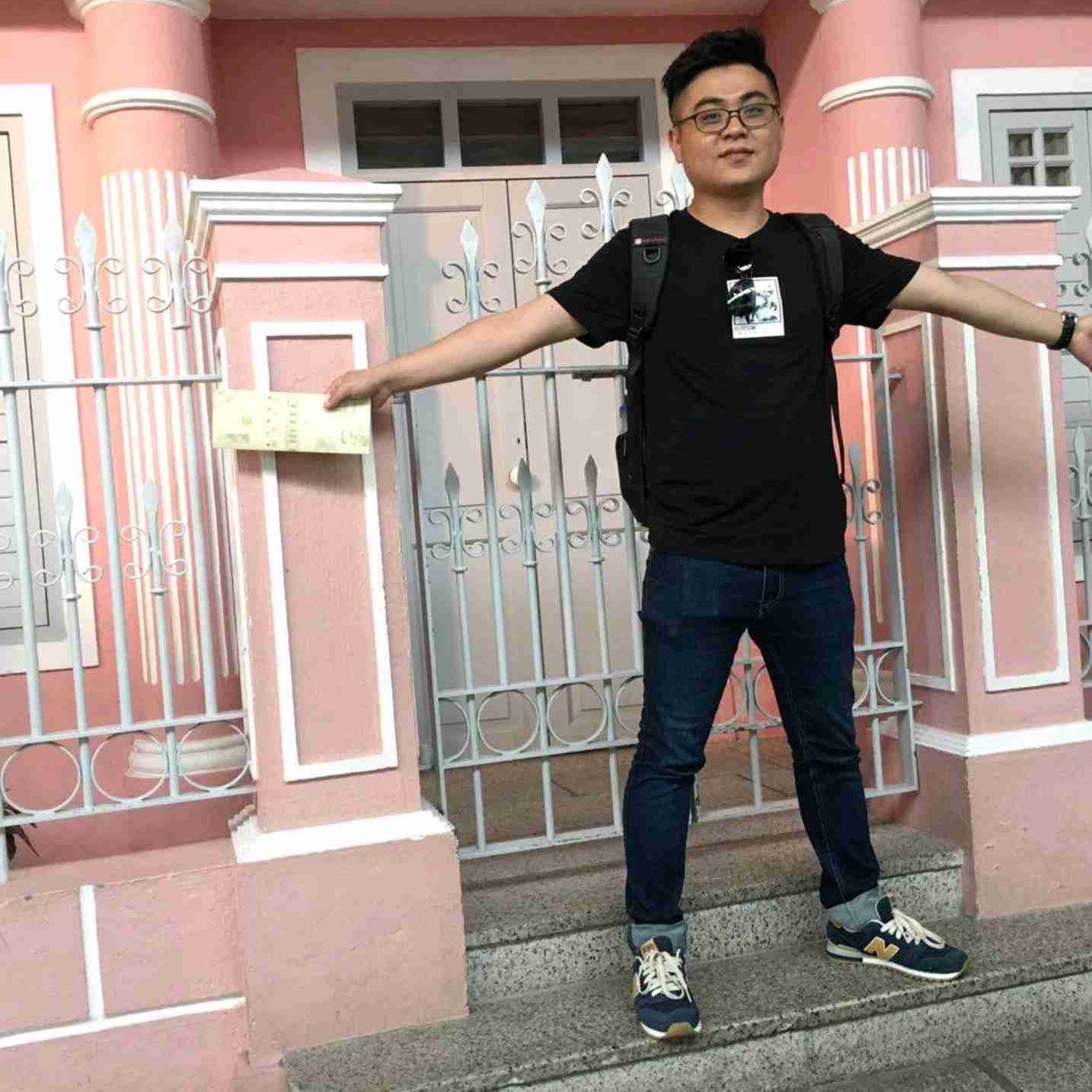 板凳说认真的照片