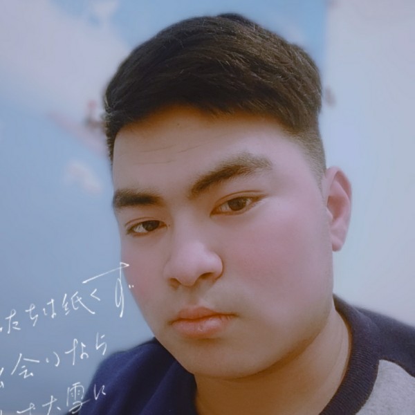 浪得虚名小黑的照片