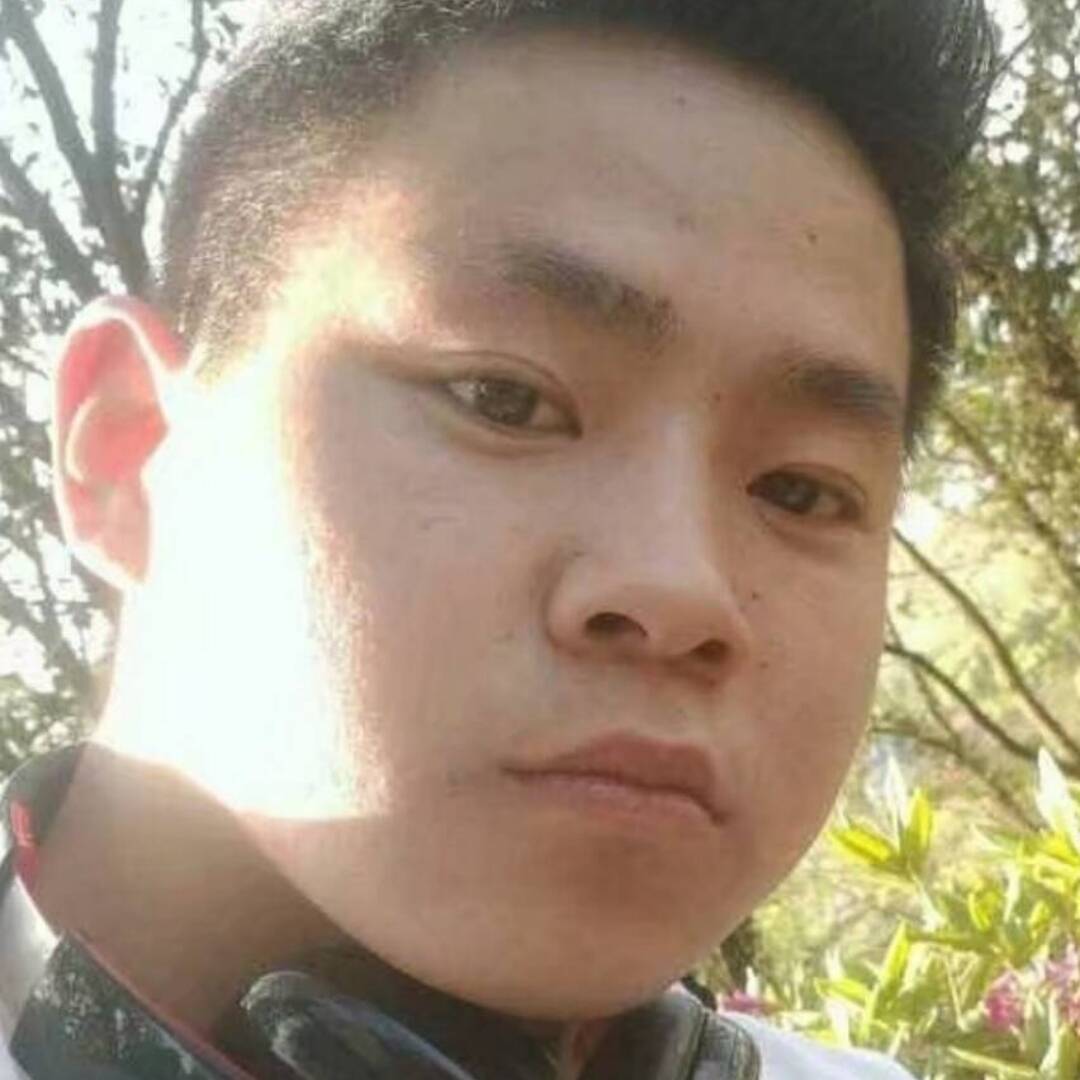 精明的毛衣的照片