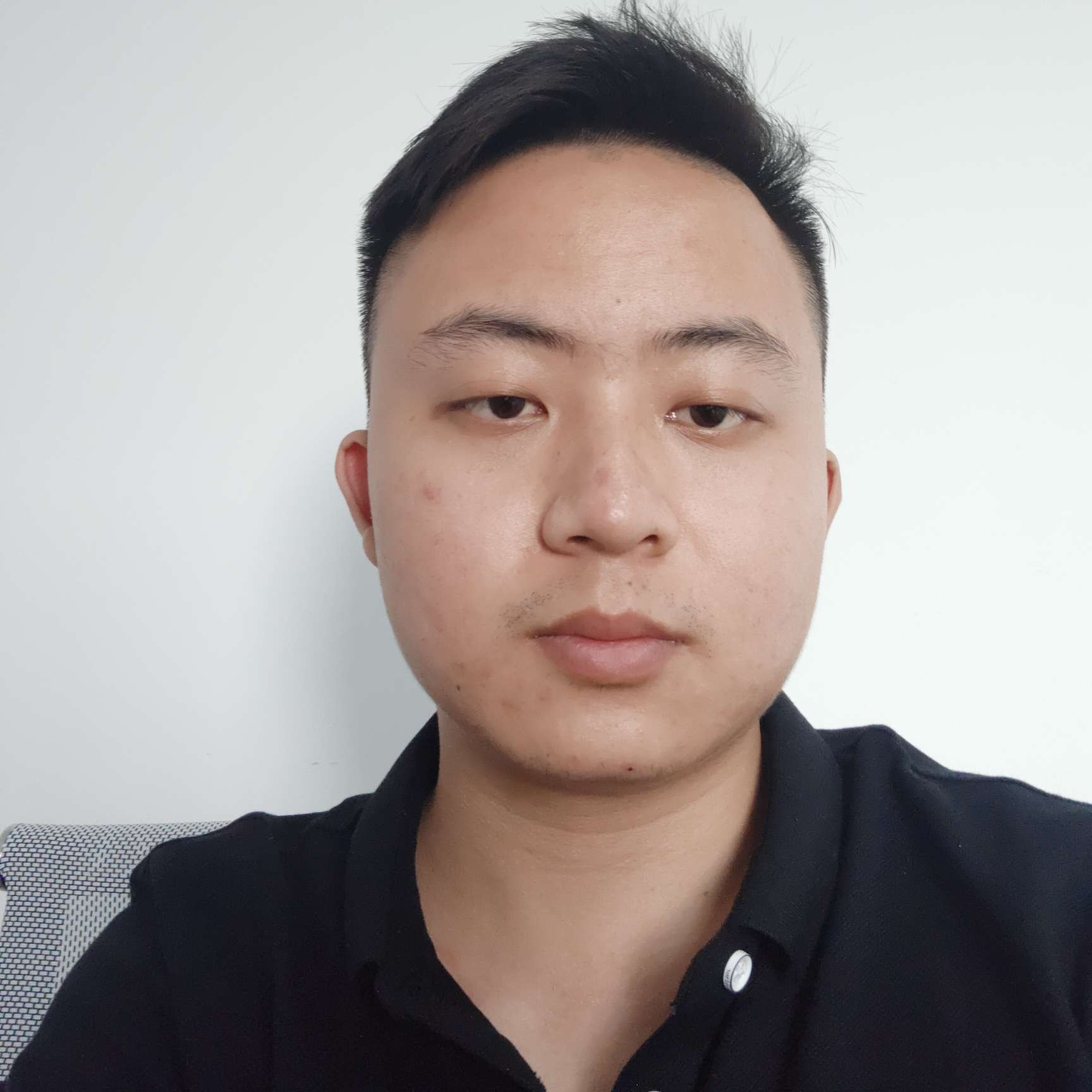 提笔落惆怅的照片