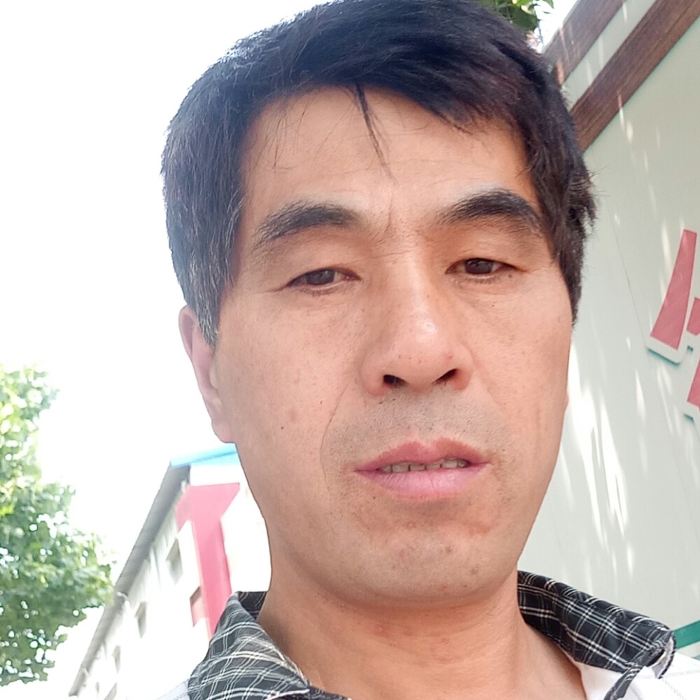 火星上与少女的照片