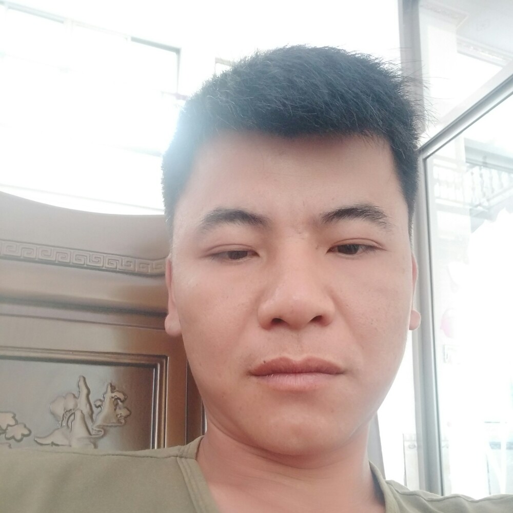 想亲想爱爱的照片