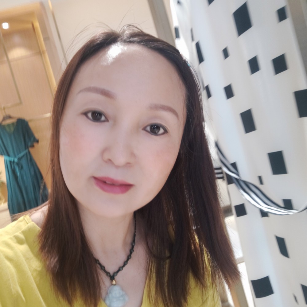 清爽那洛尘的照片