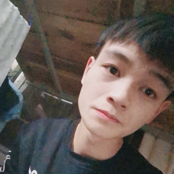 滔滔想处对象的照片