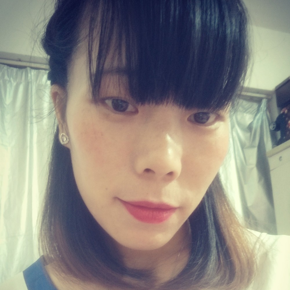 安静的雨滴的照片