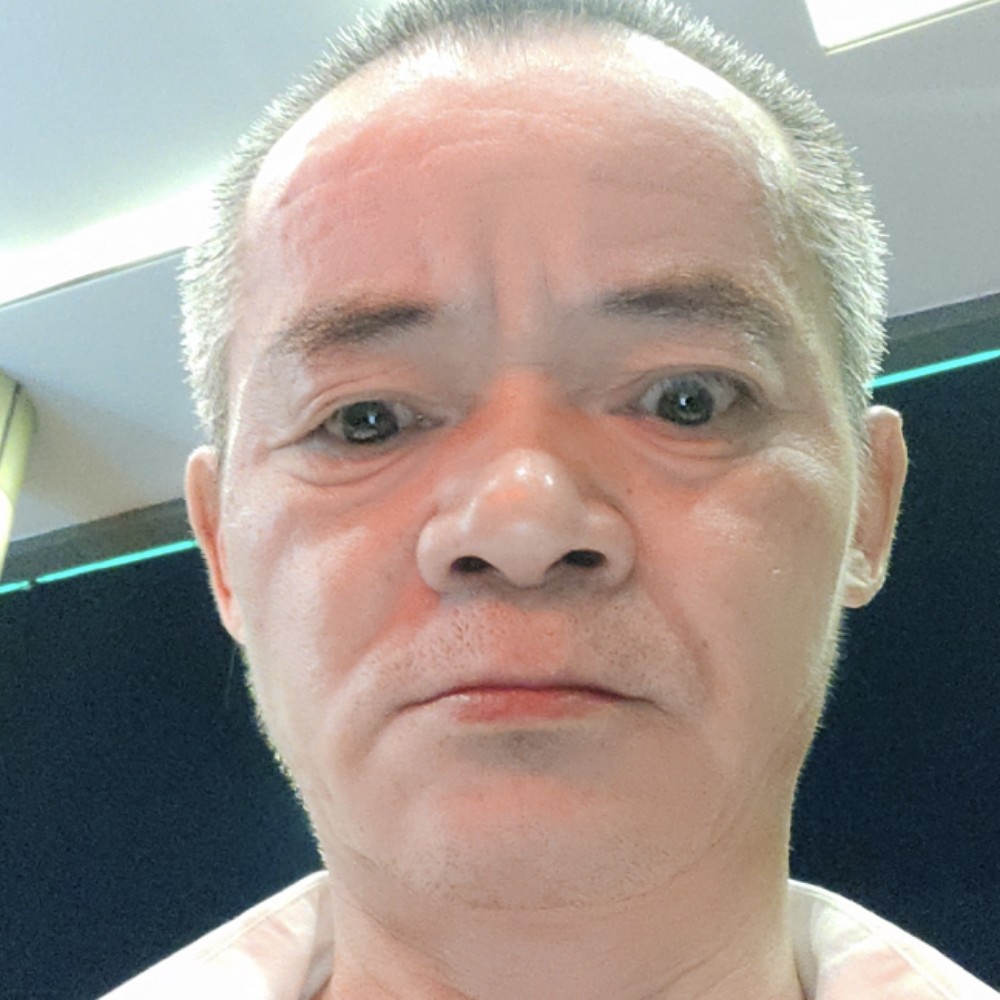 发卡那甜蜜的照片
