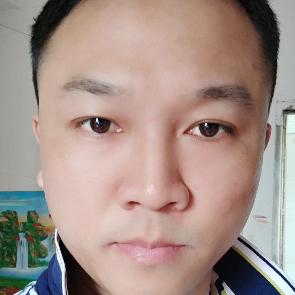 西装拾忆整齐的照片