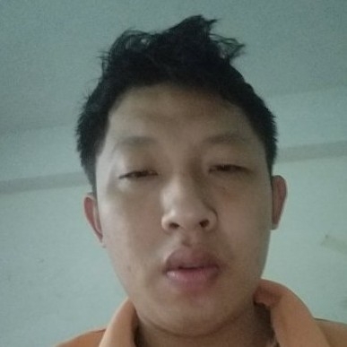 黄靖淇。的照片