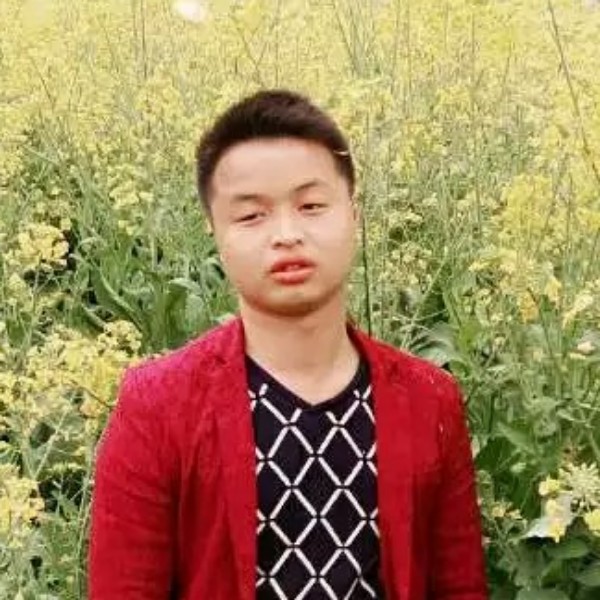心随皎月的照片