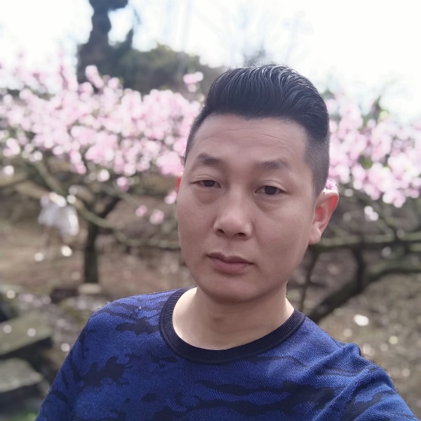 浅吻那份情的照片