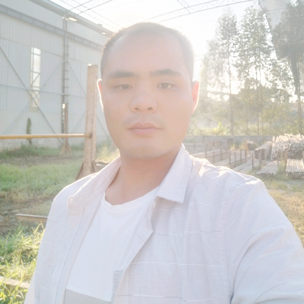 小巧向若溪的照片