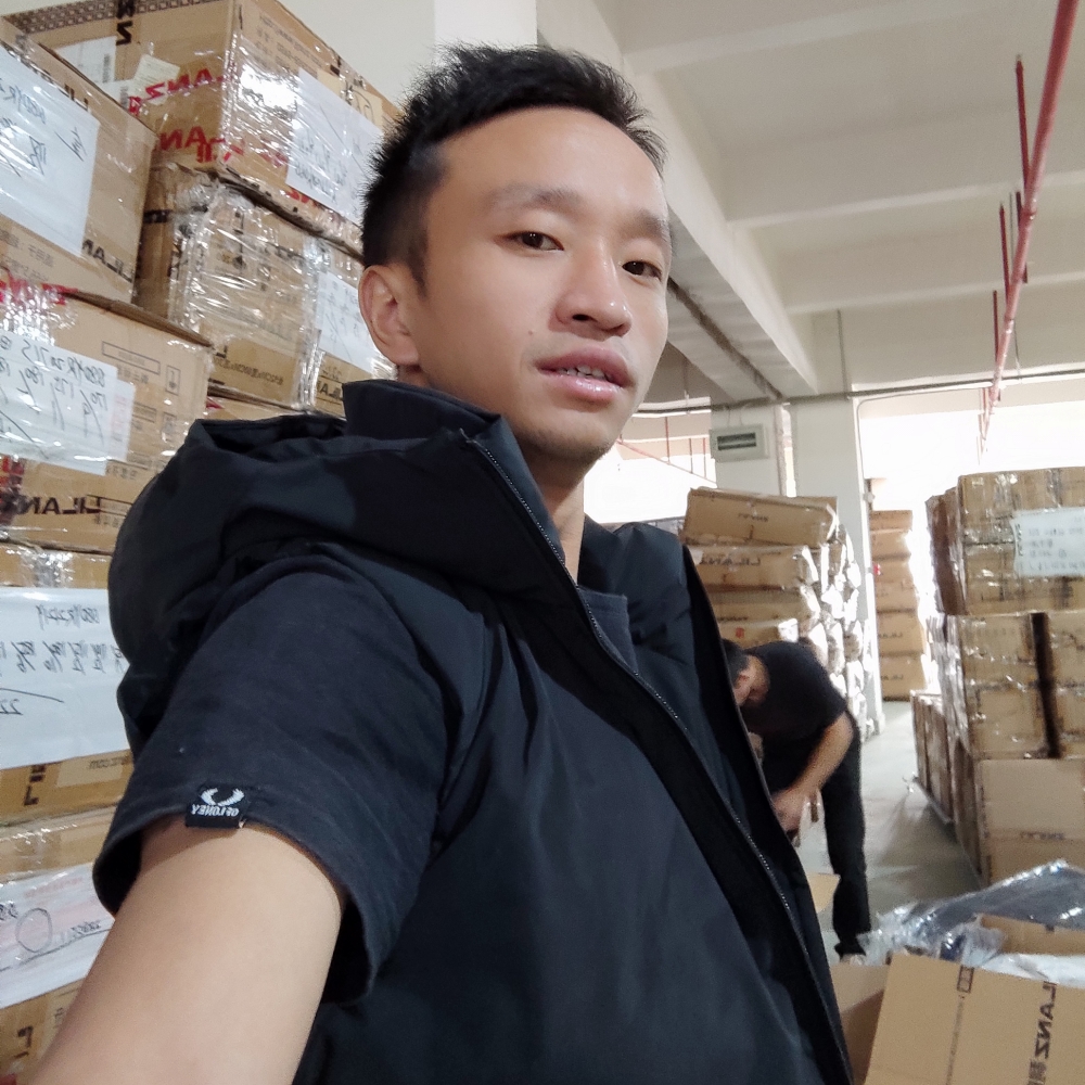 小笼包深拥霸气的照片