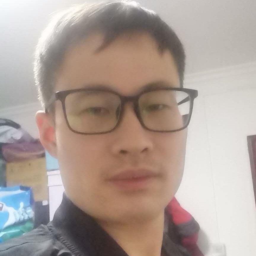 春天笑正直的照片