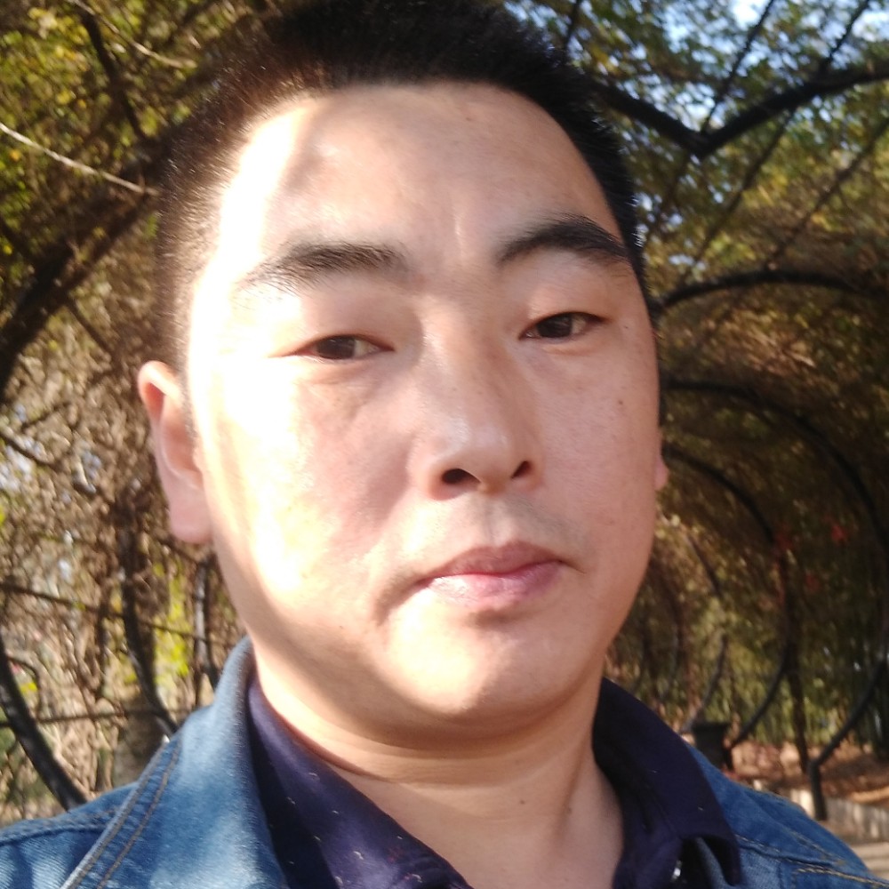 落后尘宵龙的照片