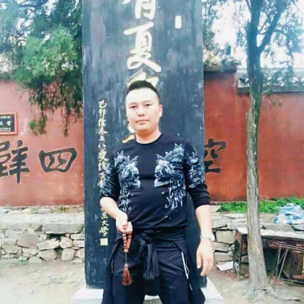 热心万宝路的照片