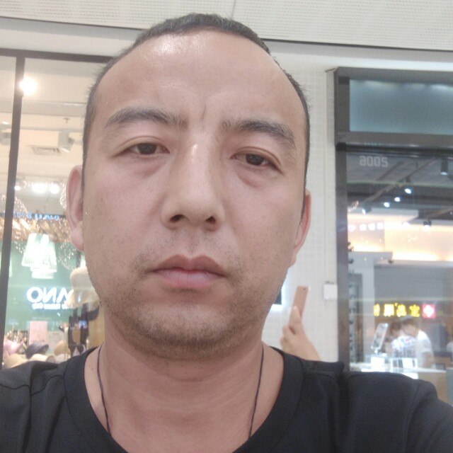 走向黎明的照片