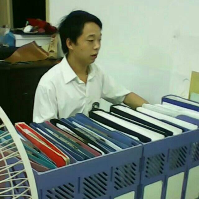 剪影改变繁荣的照片