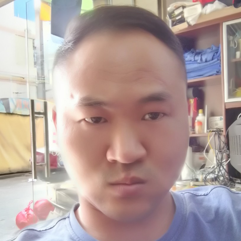 刘惠平的照片