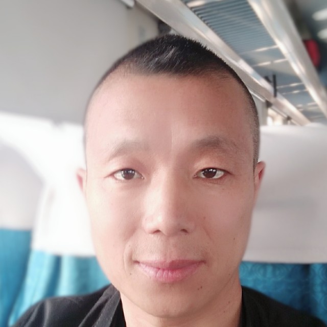盼望你牵手的照片